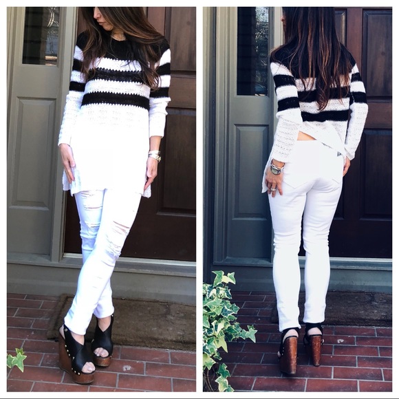 ✨LAST ONE ✨White distress skinny jeans - Picture 7 of 8